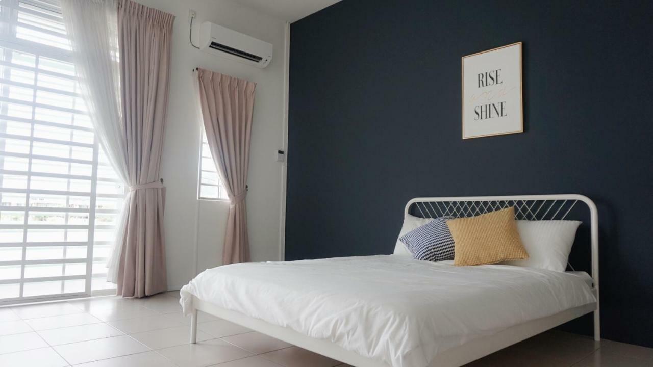 E'S Suite- Homestay That Fits 8 Pax Comfortably. Ipoh Eksteriør bilde