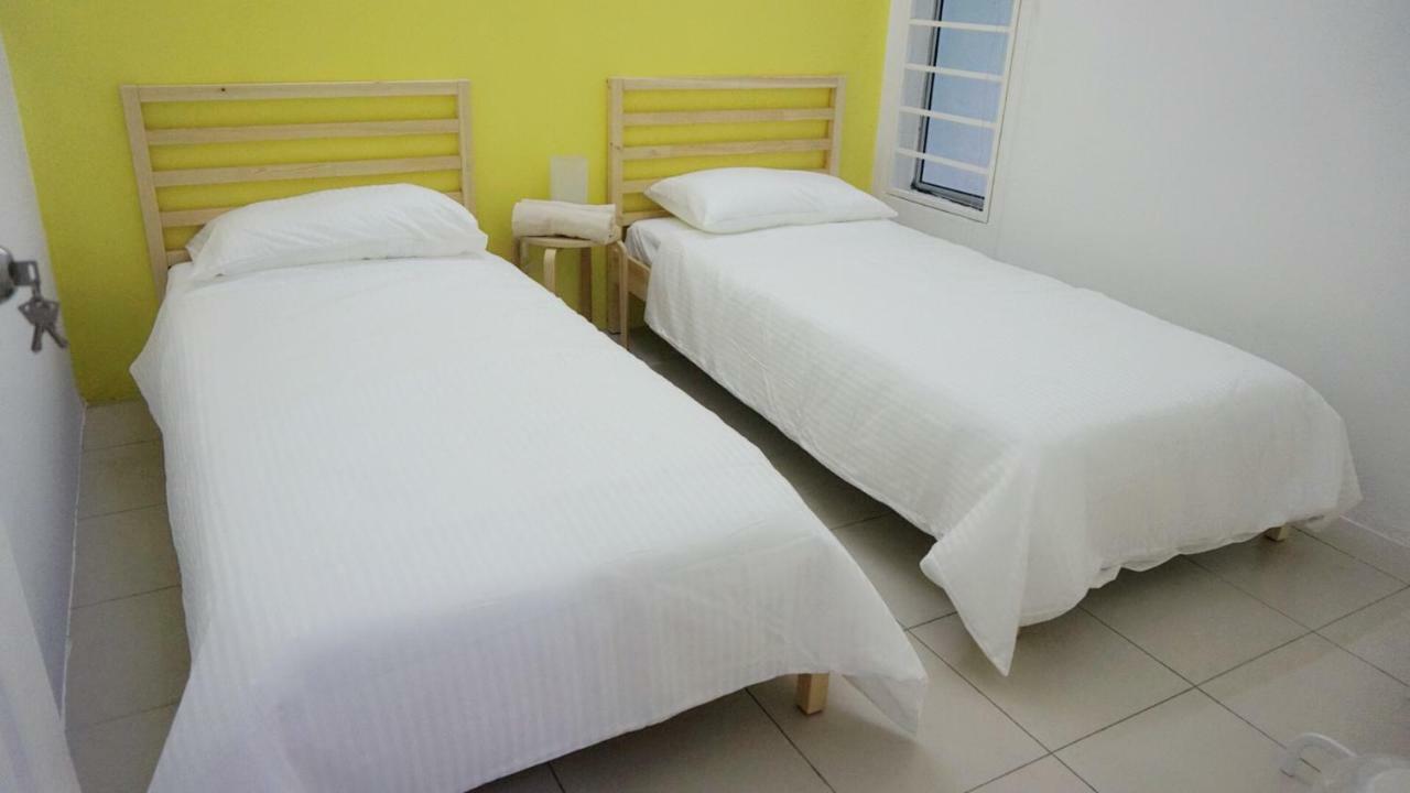 E'S Suite- Homestay That Fits 8 Pax Comfortably. Ipoh Eksteriør bilde